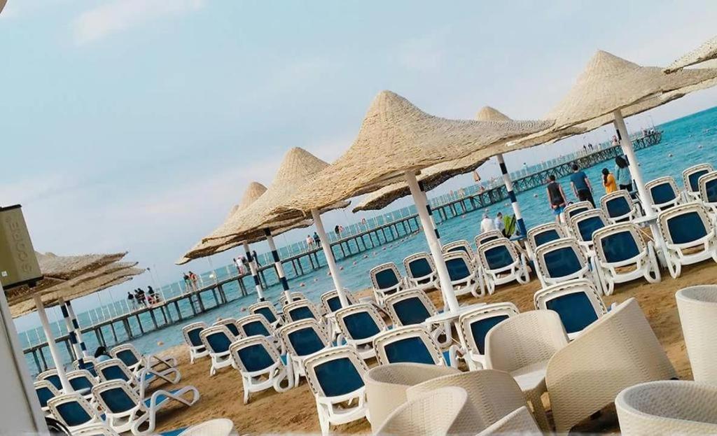 Seaview Chalets In Porto South Beach - Families Only Ain Sukhna Exterior foto
