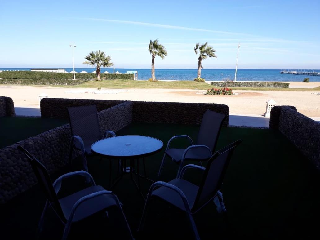 Seaview Chalets In Porto South Beach - Families Only Ain Sukhna Exterior foto